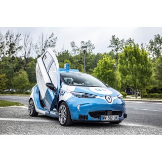 Renault тестирует автономные электрические такси